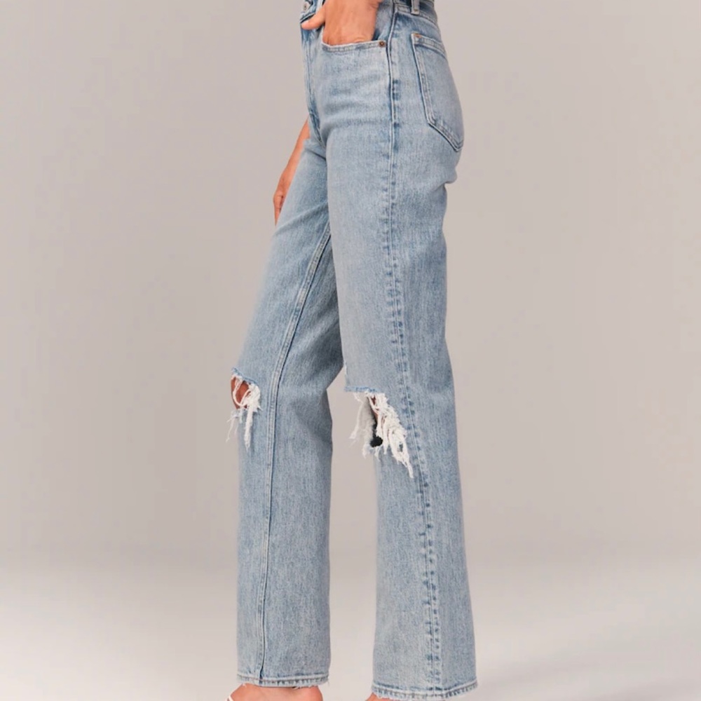 90s ULTRA HIGH RISE JEANS - Picture 2 of 9